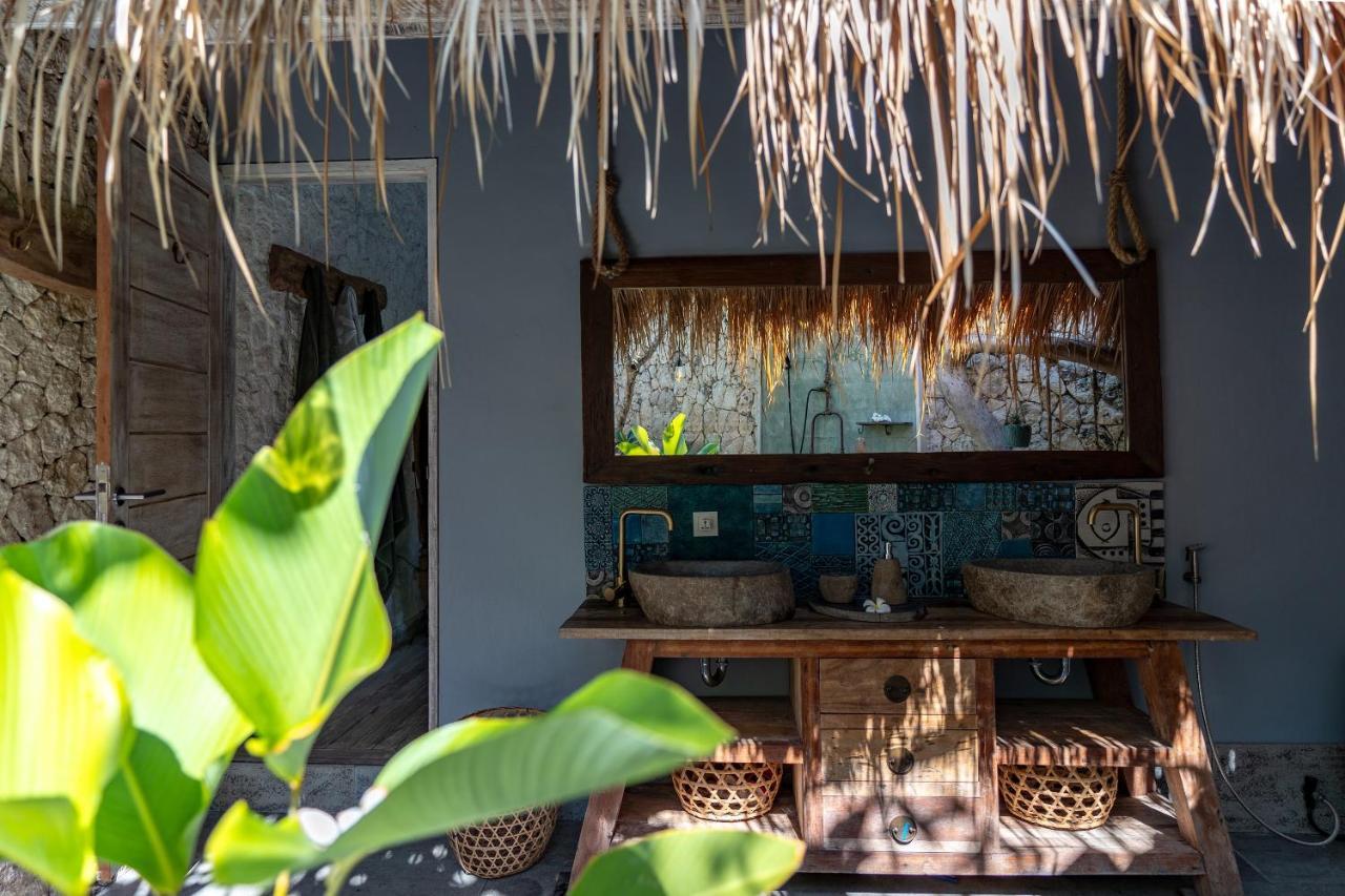 Laguna Biru Lembongan Exteriör bild