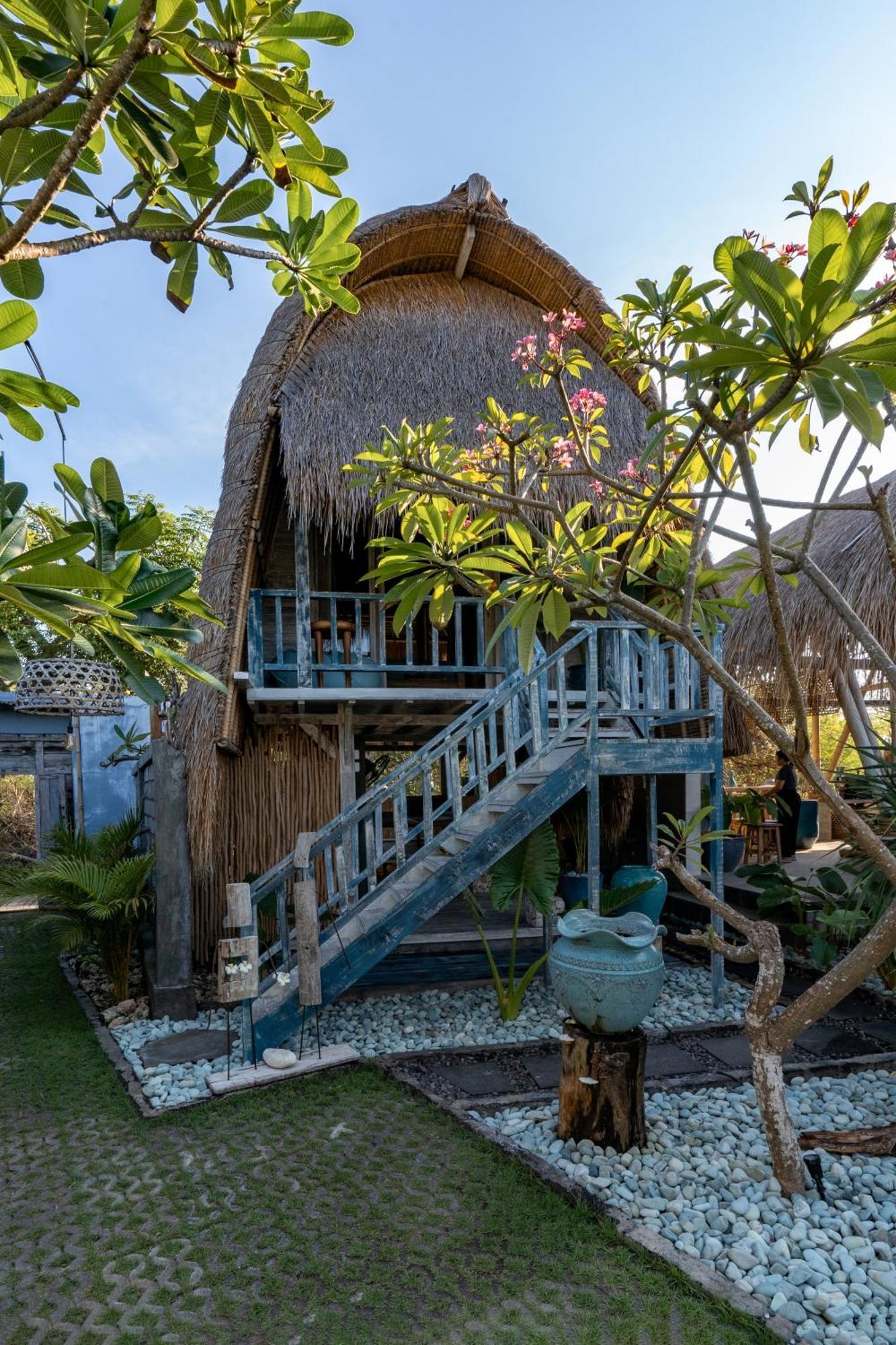 Laguna Biru Lembongan Exteriör bild